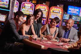 Live dealer casino table broadcast